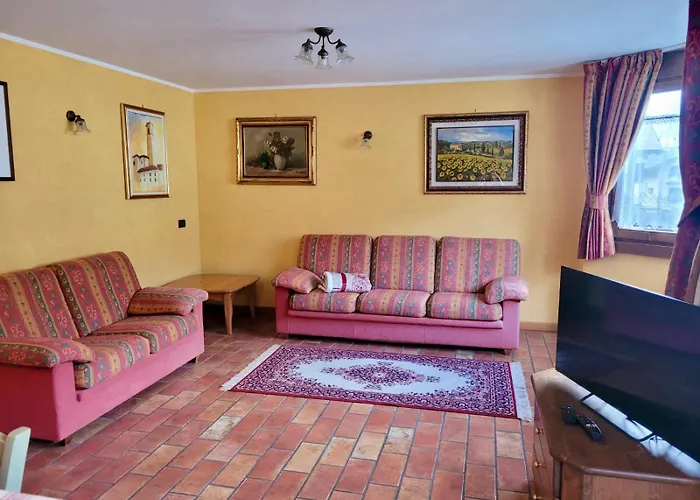 Apartment In Santa Lucia